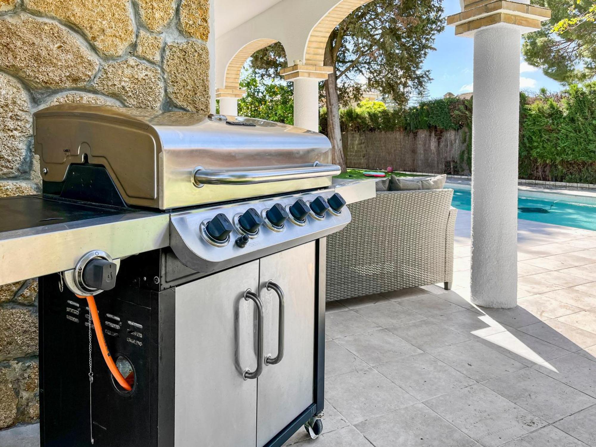 Villa Alamos Jerez I Piscina Salada Climatizada I Bbq I Jardines I 850M2 Jerez de la Frontera Extérieur photo